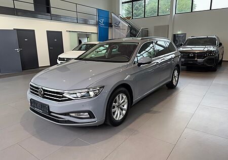 VW Passat Variant Volkswagen Passat Business 2.0 TDI DSG ACC/MATRIX/KAM/LANE