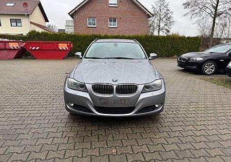 BMW 325d Touring Xenon SHZ AHK 17-Zoll Alu