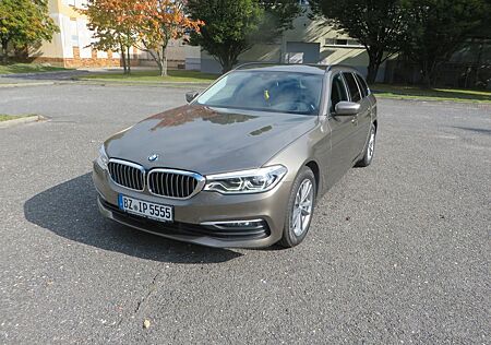 BMW 520d xDrive Touring A -