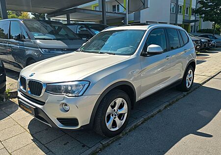 BMW X3 xDrive 20d/PANO/360KAM/AHK/LEDER/XENON/NAVIPR