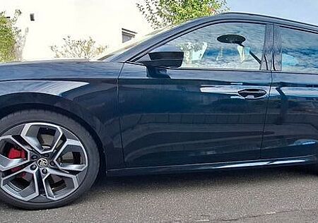 Skoda Octavia 2.0 TSI DSG RS COMBI RS