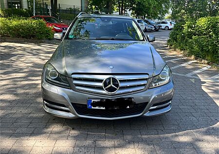 Mercedes-Benz C 220 CDI 4MATIC T AVANTGARDE Autom. AVANTGARDE