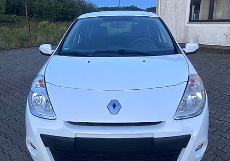 Renault Clio Dynamique 1.2 16V 75 Dynamique