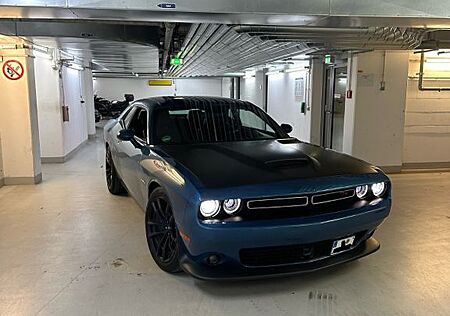 Dodge Challenger R/T 5.7L *Last Call*