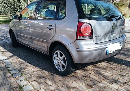 VW Polo Volkswagen mit TÜV
