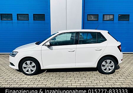 Skoda Fabia 1 Hand Scheckheft Rückfahrkamera