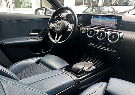 Mercedes-Benz A 180 A 180d Navi-PDC-SportSit-Spurass-Rück-Kamera