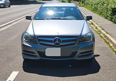 Mercedes-Benz C 220 CDI BlueEFFICIENCY - Coupe
