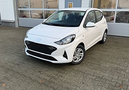 Hyundai i10 1.0 SELECT NAVI+KAMERA+PDC+KLIMA+LED