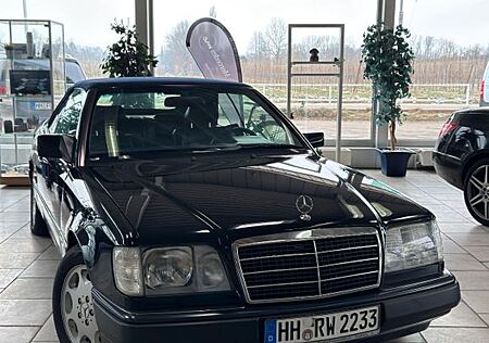 Mercedes-Benz CE 300
