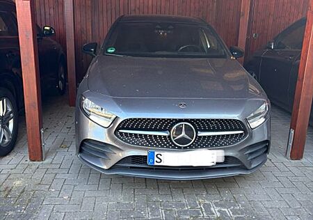 Mercedes-Benz 250 250e AMG Line Night Paket