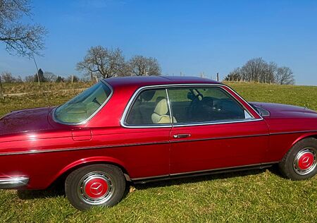 Mercedes-Benz CE 280 -rostfrei- mit SSD und Klimaanlage