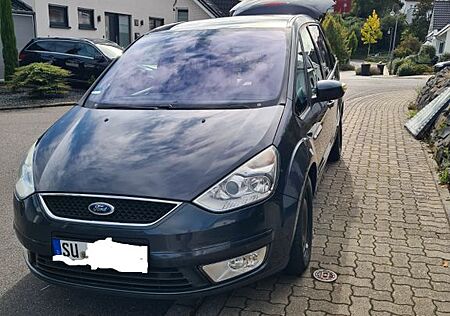 Ford Galaxy 2,2 TDCi 129kW DPF Titanium 7Sitzer AHK