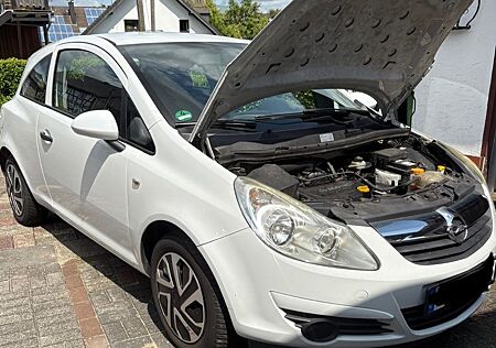 Opel Corsa - mit frischem TÜV