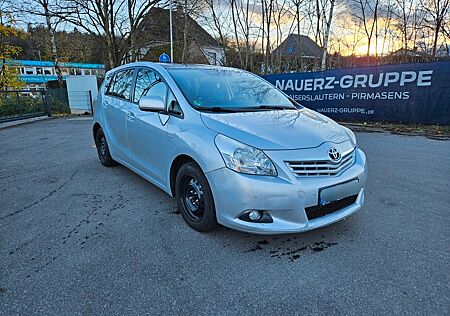 Toyota Verso zuverlässiger 2.0l D-4D Diesel