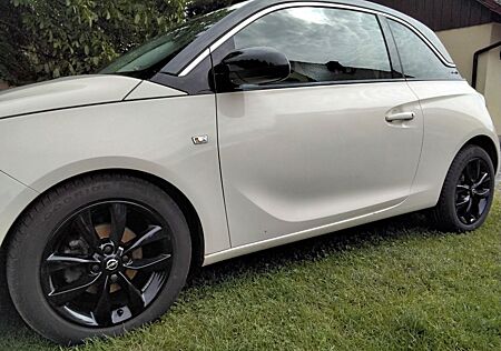 Opel Adam 1.2 -