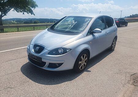 Seat Altea Tüv 6/26 Zahnriemen Gewechselt