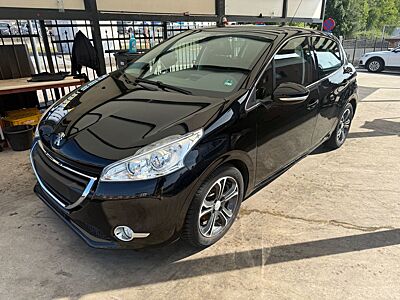 Peugeot 208 Allure,navi,klima,Euro6