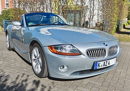 BMW Z4 3.0i - Handschaltung