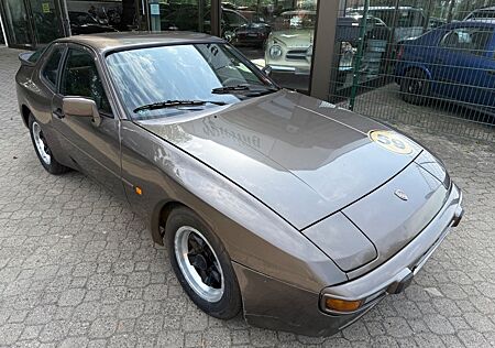 Porsche 944 Targa