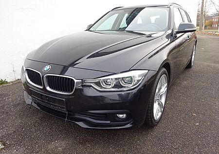 BMW 320 d Touring Advantage/LED/Navi/Teilleder