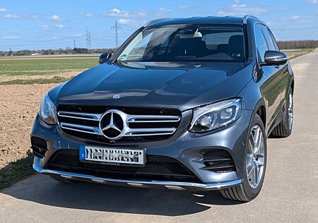 Mercedes-Benz GLC 250 AMG Line 360° Parktronic Scheckheft Nav