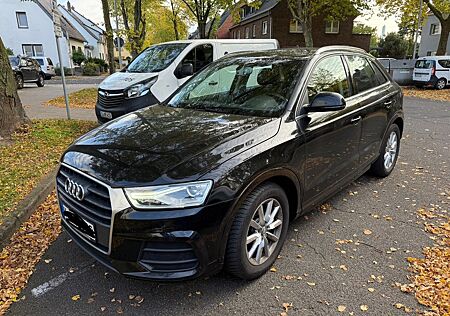 Audi Q3 2.0 TDI quattro S tronic 135kW Navi AHK