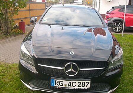 Mercedes-Benz CLA 200 d 4MATIC DCT -