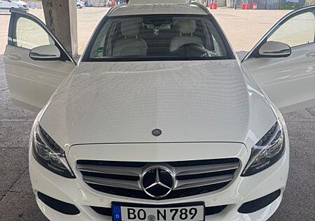 Mercedes-Benz C 220 d 4MATIC T AVANTGARDE Autom. AVANTGARDE