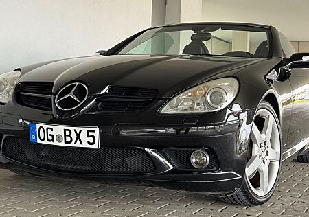 Mercedes-Benz SLK 350 Roadster AMG LINE
