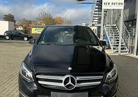 Mercedes-Benz B 180 CDI Zahnriemen,HU und Service Neu