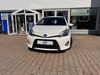Toyota Yaris 1.5 Hybrid Life Automatik