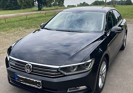 VW Passat Volkswagen 1.6 TDI BMT Trendline Trendline