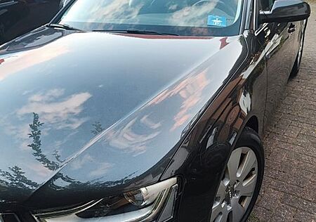 Audi A4 2.0 TDI 140kW S tr. quattro sport Avant sport
