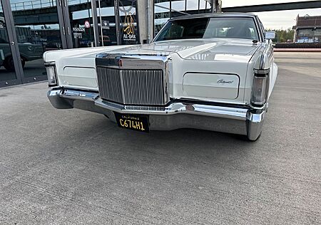 Lincoln Continental Coupé V8 460 CUI