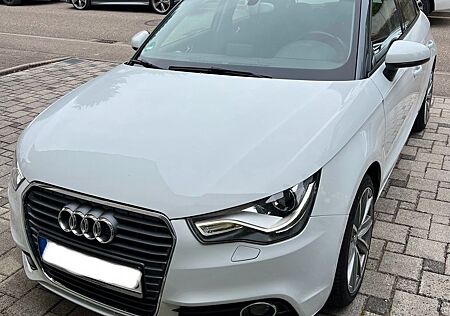 Audi A1 1.4 TFSI S tronic Attraction Sportback, Xenon