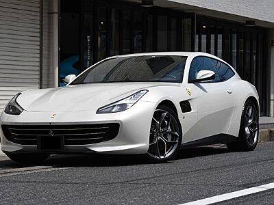 Ferrari GTC4Lusso 3.9 V8 T DCT
