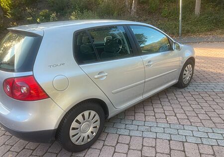 VW Golf Volkswagen 1.4 Tour-TÜV NEU