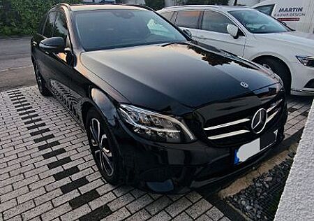 Mercedes-Benz C 220 d T Autom. -