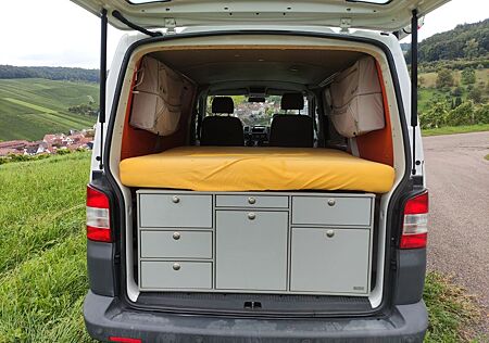 VW T5 Transporter Volkswagen /Camper