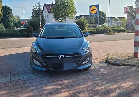 Hyundai i30 1.6 CRDi 81kW Trend Trend