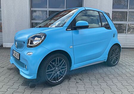 Smart ForTwo cabrio 0.9 66kW BRABUS edition twinam...
