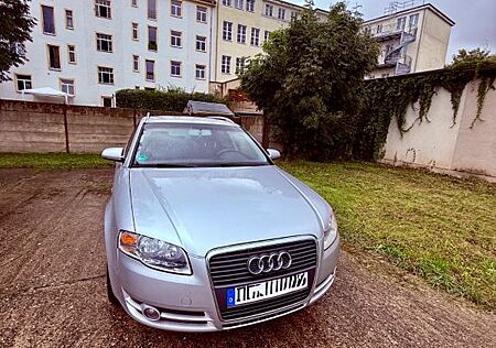 Audi A4 1.8 T Avant -