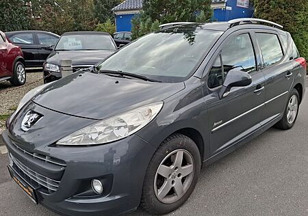 Peugeot 207 SW 1.4 Forever *Panoramadach *Teilleder