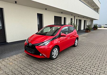 Toyota Aygo (X) Aygo -wave- Kamera- Klima