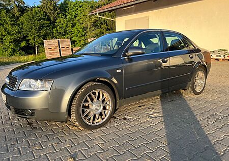 Audi A4 2.0 -