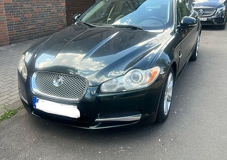 Jaguar XF 3.0 L V6 Premium Luxury Premium Luxury