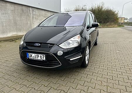 Ford S-Max 2,0 EcoBoost 176kW Titanium PowerShift...