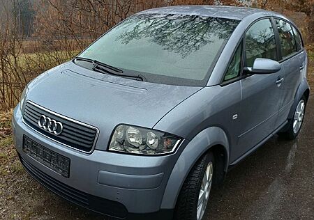 Audi A2 1.4 -