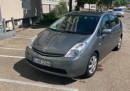 Toyota Prius 1.5-l-VVT-i Sol Sol